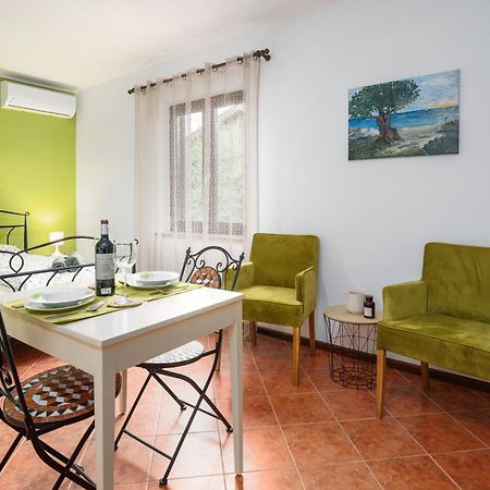 Studio Apartment فيرسار المظهر الخارجي الصورة