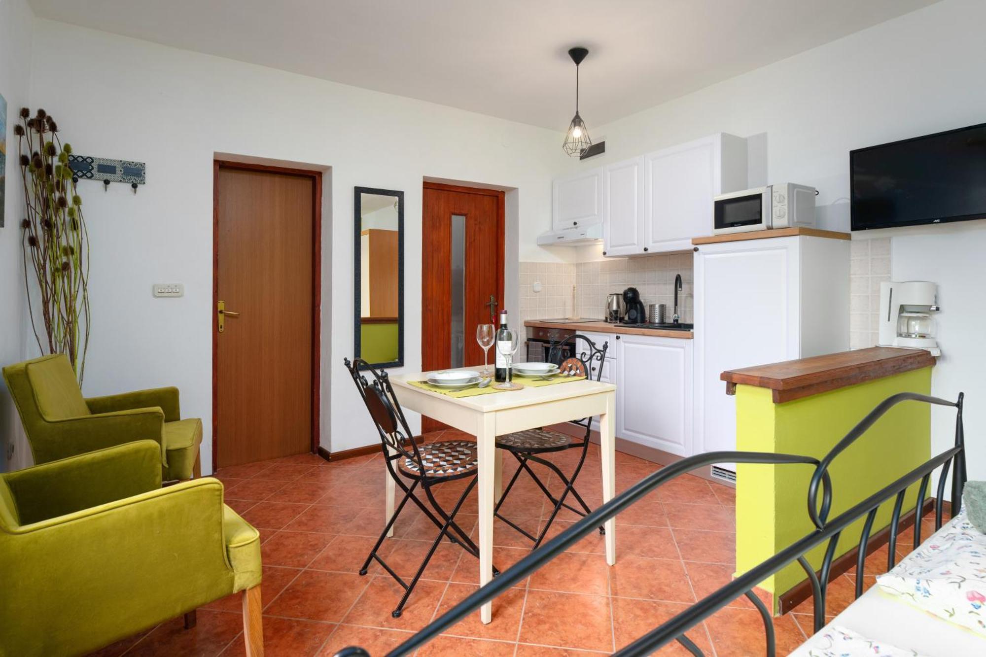 Studio Apartment فيرسار المظهر الخارجي الصورة